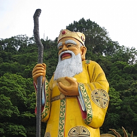 招財方法,要先學會拜土地公